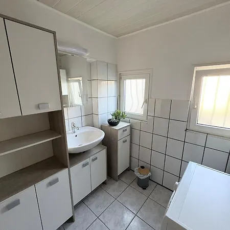 Horse House Calm And Nature Near Motorway And Basel Appartamento